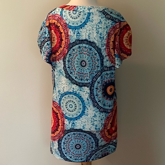 For Sale~EUC Woman’s Paisley Colored Ruffled Short Sleeve V~Neck T~Shirt - Picture 4 of 7